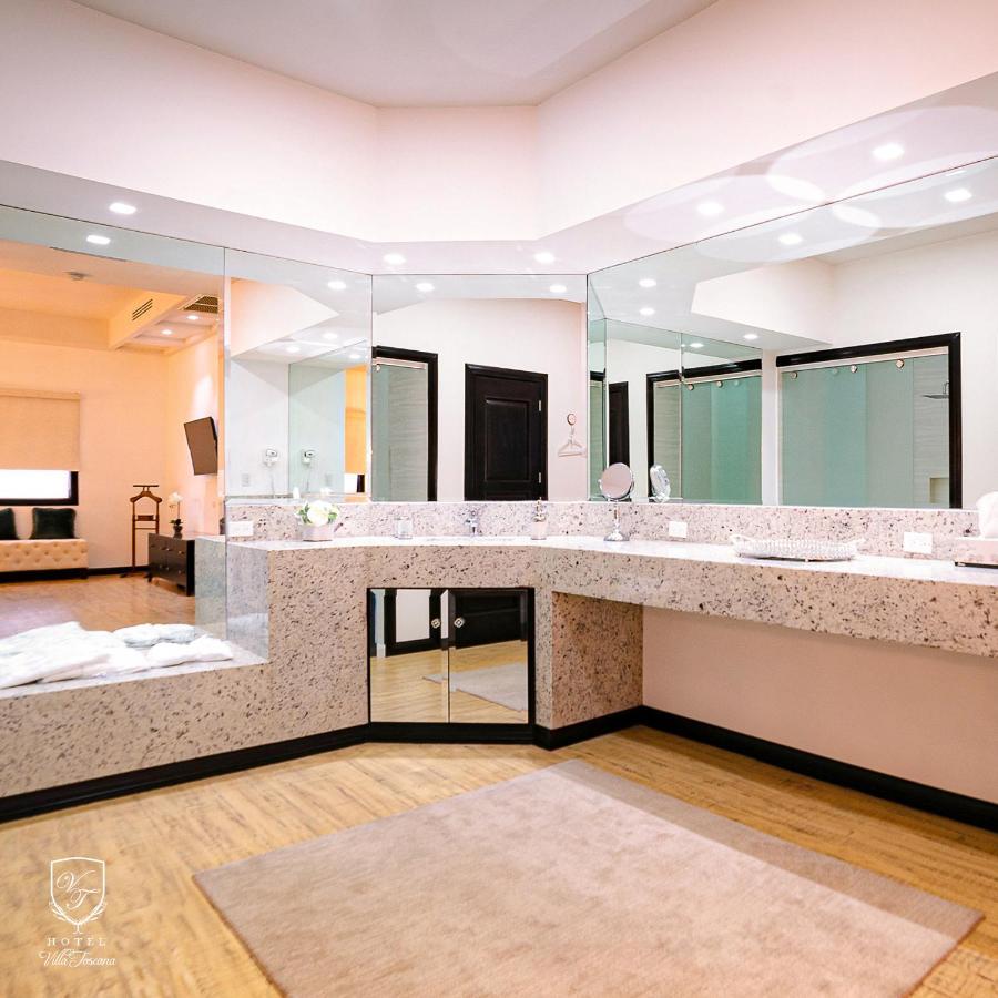 Hotel Boutique Villa Toscana Хермосило Екстериор снимка