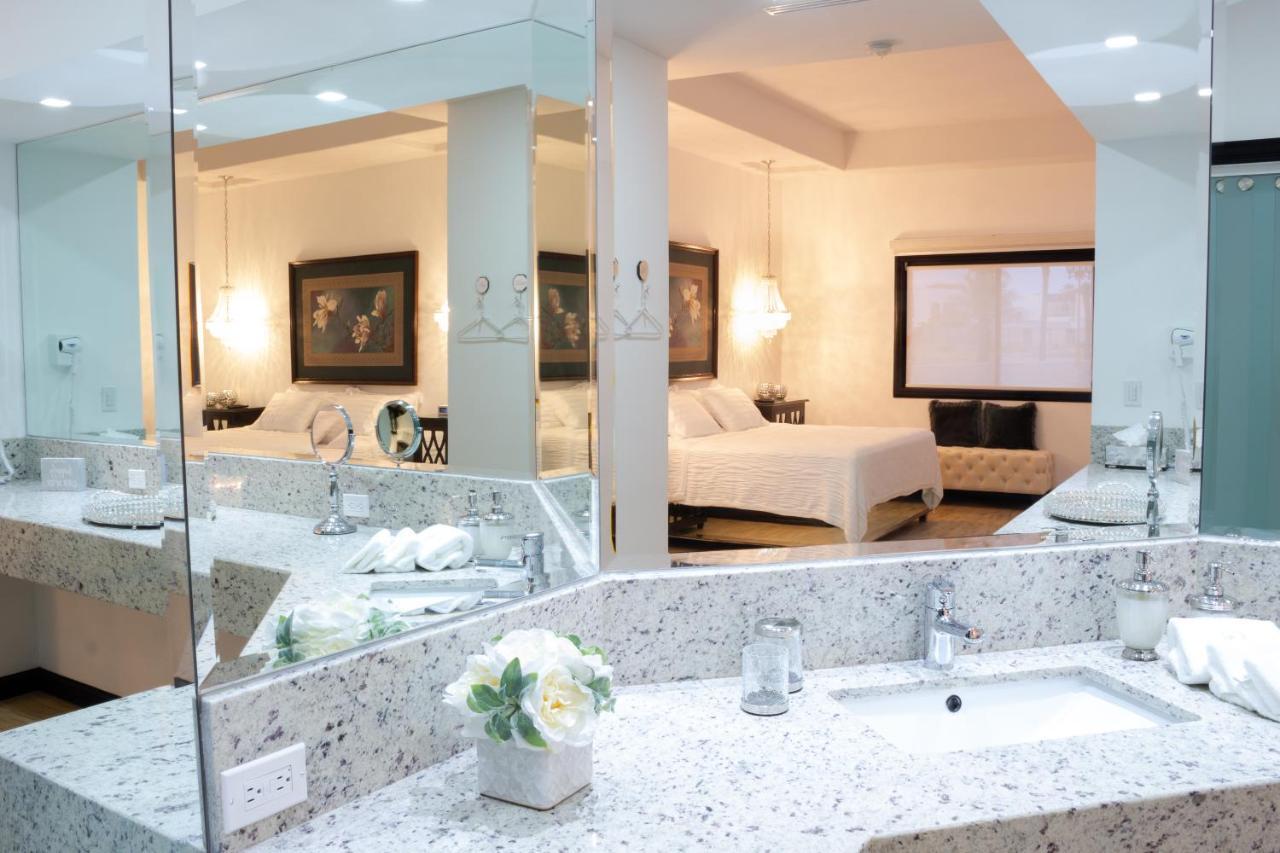 Hotel Boutique Villa Toscana Хермосило Екстериор снимка